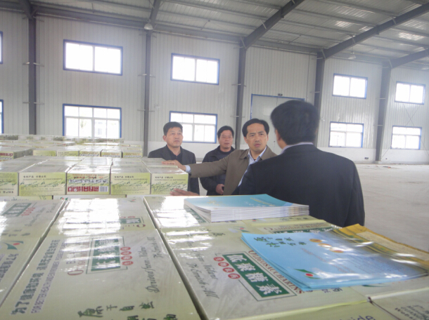 宿州市領(lǐng)導(dǎo)視察低聚糖素產(chǎn)品